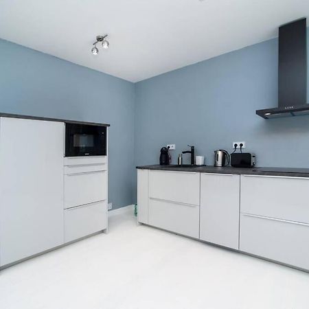 Old Town 1 Bedroom Oasis With Ac And Double Shower 布拉格 外观 照片